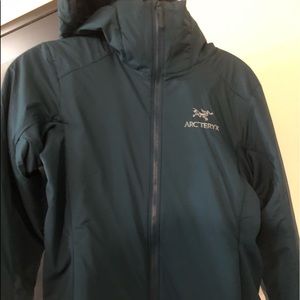 Arc’teryx woman Atom Lt